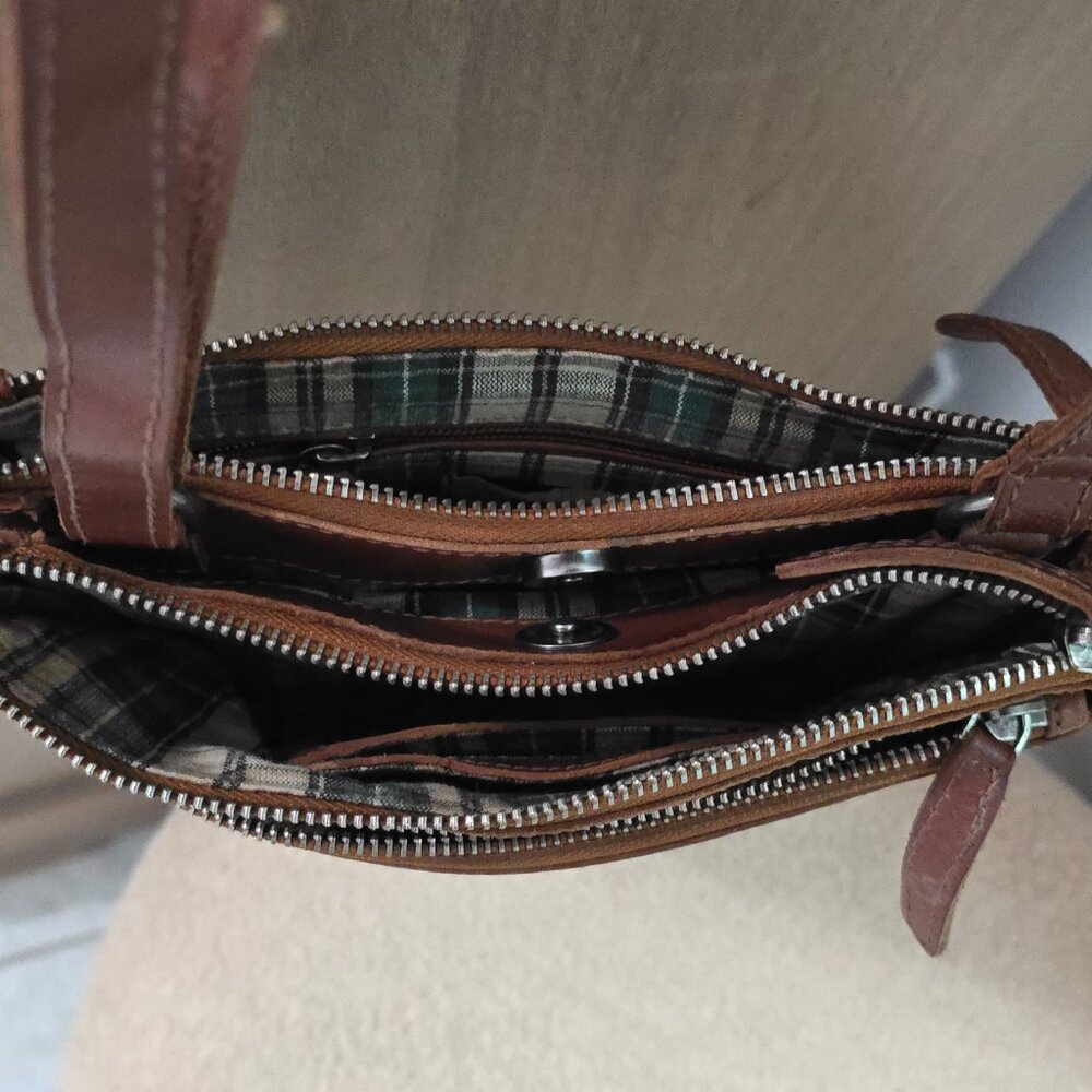 Learher Shoulder Bag - image 4